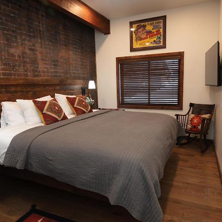 The Frenchman Suites Silverton Ngoại thất bức ảnh