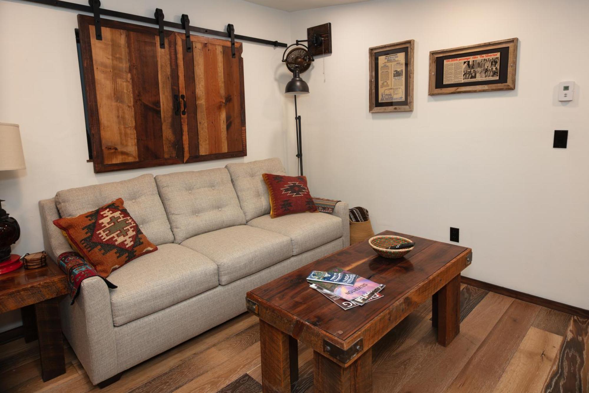 The Frenchman Suites Silverton Ngoại thất bức ảnh