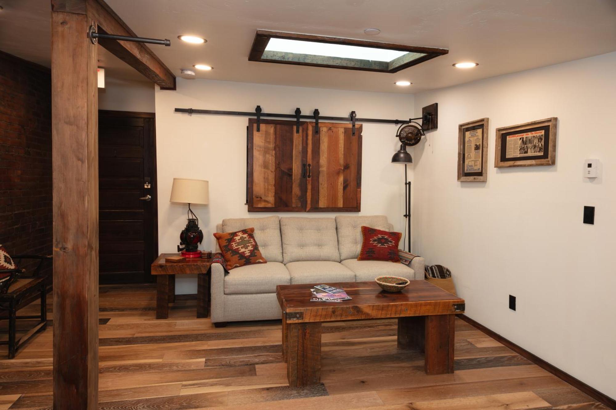 The Frenchman Suites Silverton Ngoại thất bức ảnh