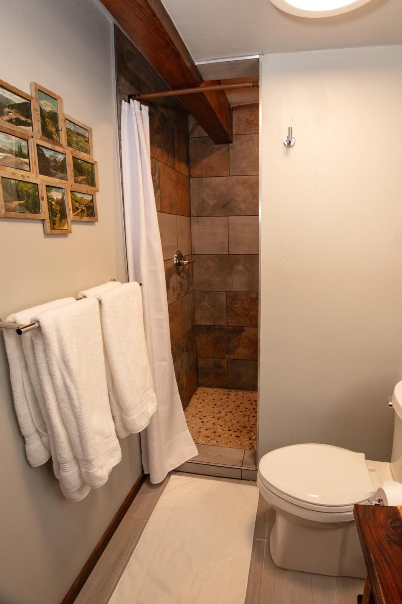 The Frenchman Suites Silverton Ngoại thất bức ảnh